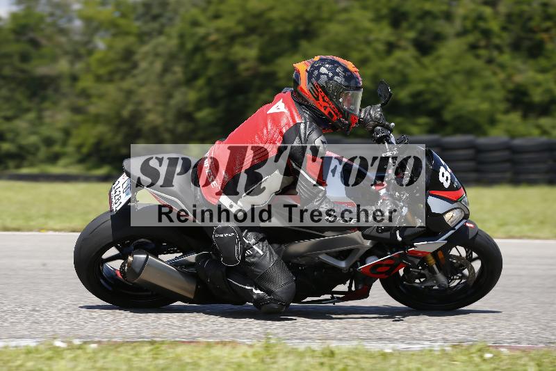 /Archiv-2024/29 12.06.2024 MOTO.CH Track Day ADR/Gruppe gelb/83